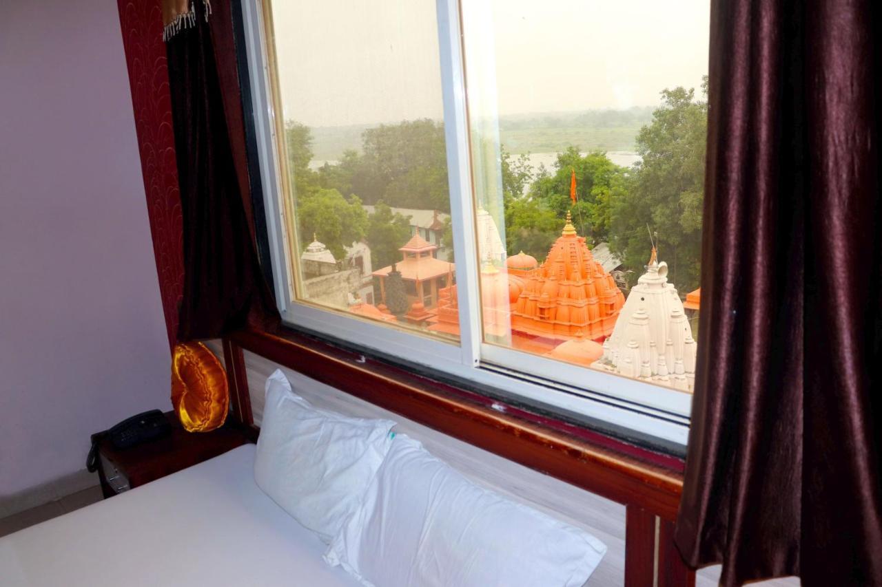 Hotel Raj Palace Maheshwar Eksteriør billede