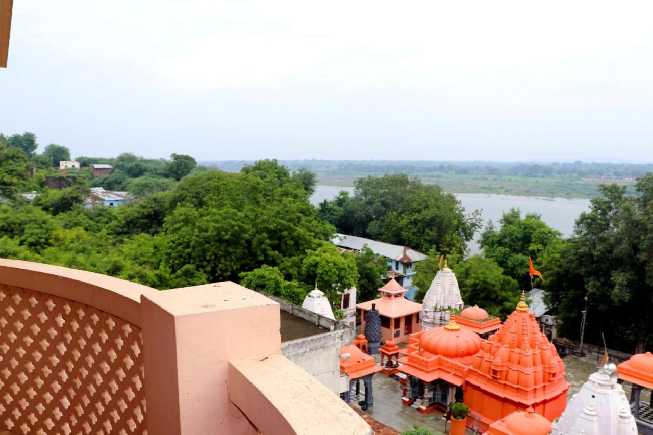 Hotel Raj Palace Maheshwar Eksteriør billede