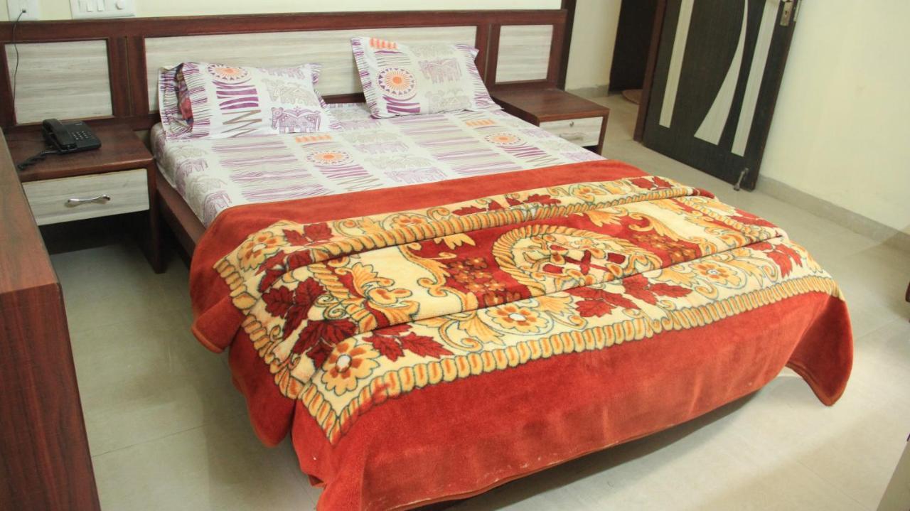 Hotel Raj Palace Maheshwar Eksteriør billede